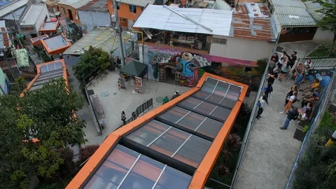 View from top of outdoor electrical escalators in the "Comuna 13" Vídeo Stock 97231908