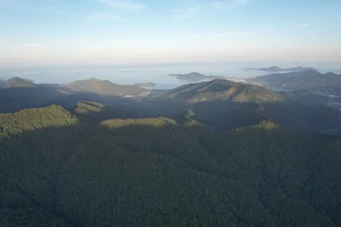 View from the top of the serra do mar, in the section where there is the road Foto stock