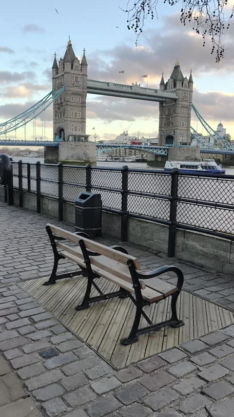 View of Tower Bridge spanning the River Thames, London Video stock 323592883