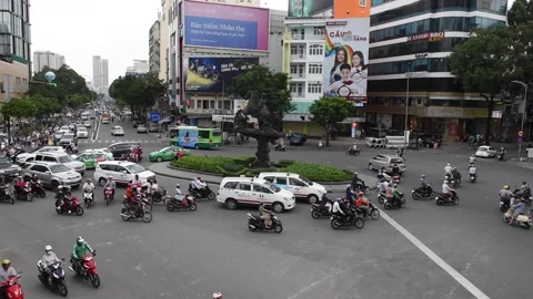 View of the traffic in Ho Chi Minh City, Vietnam  Vídeos de archivo 156709610