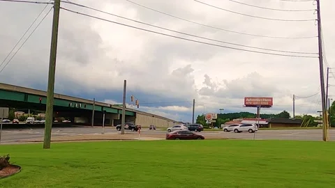 View of traffic at the interstate 85 and Buford Hwy Video stock 141884501