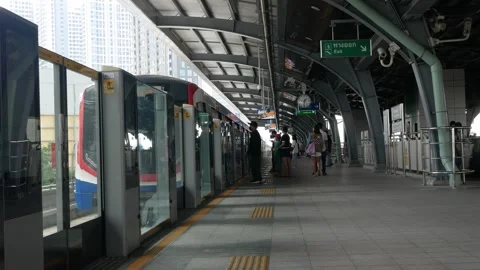 View of train track way platform system of BTS skytrain in metropolis bangk.. Stock Footage 250503252