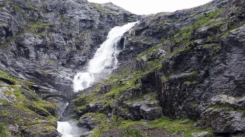 View to the Trollstigen bridge with a bus passing it by. Stock Footage 120373819