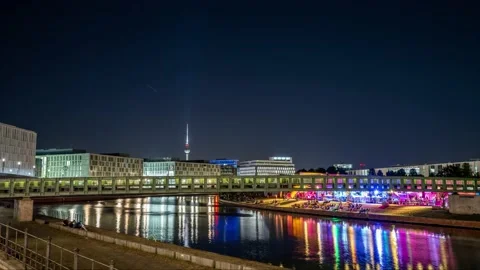 View of the tv tower at night at Berlin Central Station.time lapse Stock-Footage 138594568