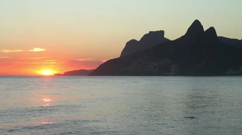 View of Two Brothers mountain at sunset Stock-Footage 51847114