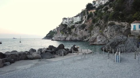 View of a typical beach of the Amalfi Coast 스톡 동영상 137946297