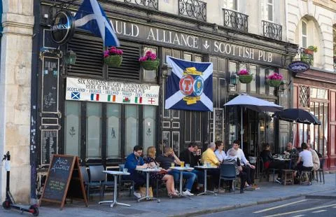 View of typical Scottish pub Auld Alliance in quarter Marais, the historic Pa Stock Photos