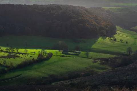 View of valley in autumn under clear sky from a hiking path in Yorkshire Engl Stock Photos