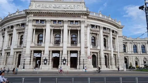 View of Vienna with monuments and statues Stock Footage 138981857