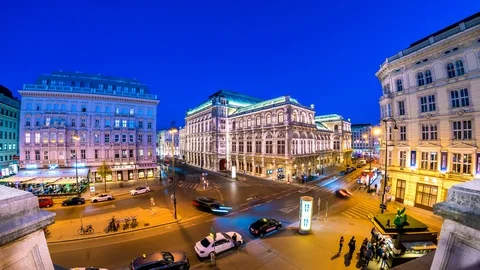 View of the Vienna State Opera during sunset Stock-Footage 95115277
