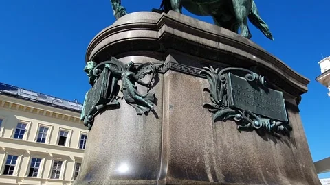 View of Vienna with streets, monuments and houses Stock Footage 138981512