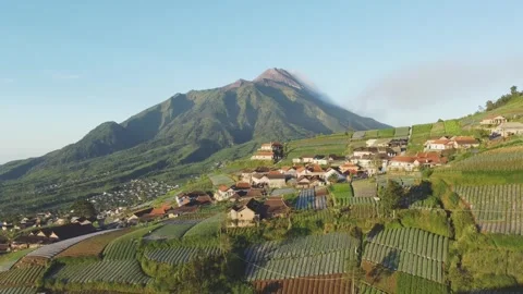 View of the village and Mount Merapi in the morning. Stock Footage 291491615