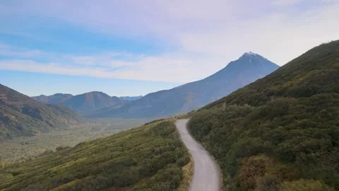 View from Viluchinsky Pass 스톡 동영상 317290433