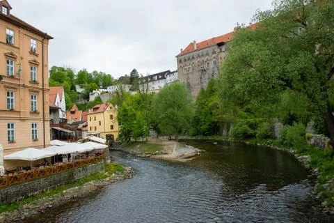 View of the Vltava River flowing through the town of Cesky Krumlov with the f Stock-Fotos