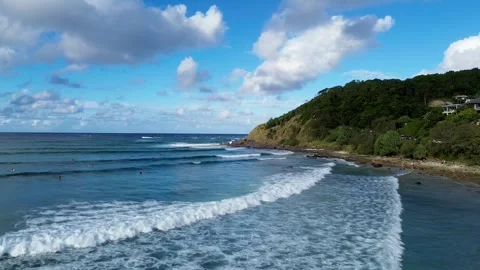 View of Wategos Bay, Byron Bay – Turquoise Waters &amp; Scenic Coastal Paradise Stock Footage 301491497