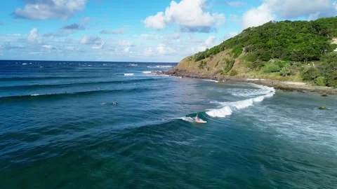 View of Wategos Bay, Byron Bay – Turquoise Waters &amp;amp; Scenic Coastal Paradise Stock Footage 301491550