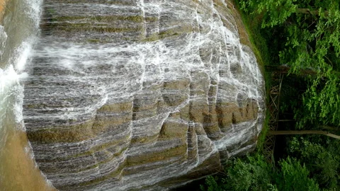 View waterfall in vertical format. 4k resolution. Video stock 288884378