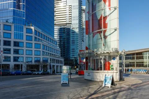 View of Welcome Centre with information and ticket sales in front of Canada.. Stock Photos