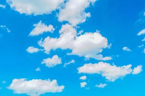 The view of white clouds and a clear and beautiful blue sky Foto stock