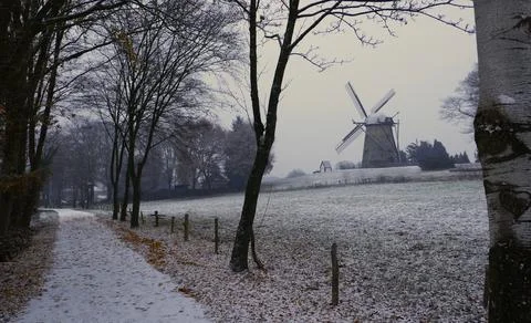 View on the windmill on the hill in Uelsen Stock Photos