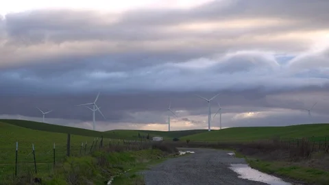 View of windmills power generation. Video stock 105680713
