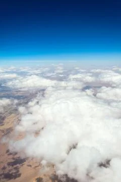 View from the window of an airplane flying Stock-Fotos