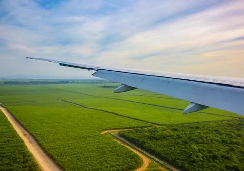 View of the wing of an airplane through the window Foto stock