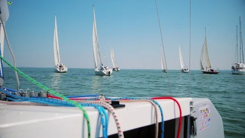 View to yachts against the background of the mast 库存影片 79027422