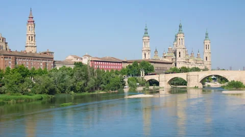 View of Zaragoza over the river Stock Footage 60950759