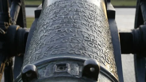 Viewing  ancient bronze cannon Stock Footage 126642450