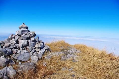 Viewing the top of high mountain form mountainsides Stock Photos