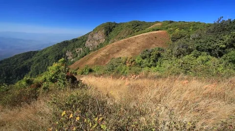 Viewpoint at Kew mae pan nature trail, Doi Inthanon national park Stock Footage 40155154