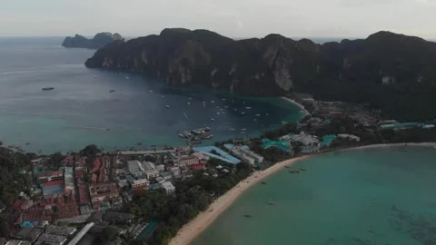 Viewpoint place of the island 動画素材 260467798