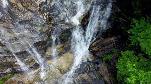 Views from bottom to top of waterfall Vidéo 158326323