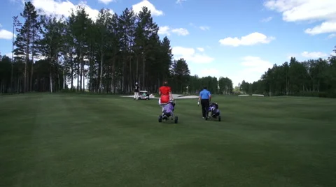 Views of the Golf course. Car ride on a Golf course 库存影片 63780774