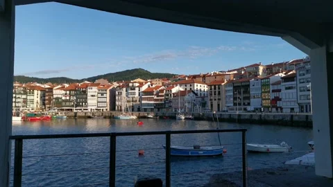 Views of the port of Lekeitio Video stock 133465725
