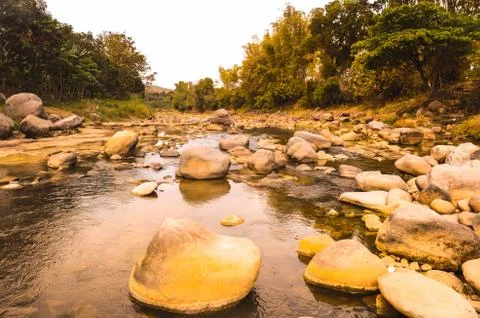 Views of the river in the mountains Foto stock