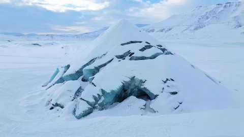 Views of the Svalbard archipelago, Arctic Stock Footage 324680523