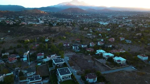 Views of villas at sunset Stockbeeldmateriaal 292034791