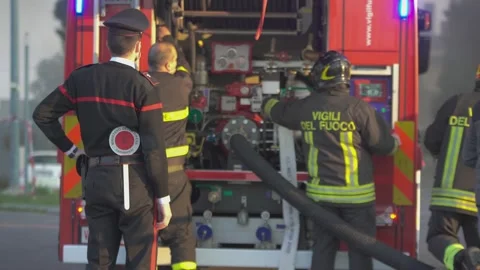 Vigili del Fuoco 8 Stock Footage 151021012