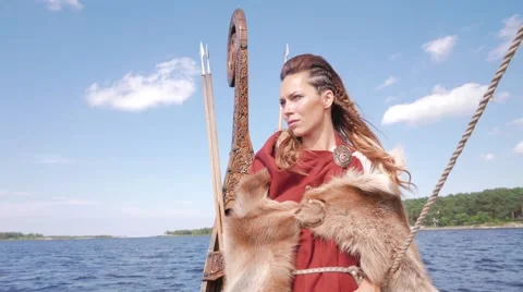 Viking woman on the Drakkar Stock Footage