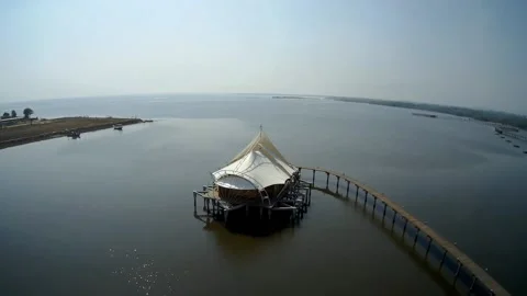 Villa on the beach 01 Video stock 202067346