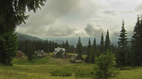 Village in mountains 스톡 동영상 30706376
