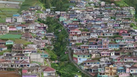 The village Nepal of Java on the slopes of Mount Sumbing, Indonesia. Stock Footage 302141048