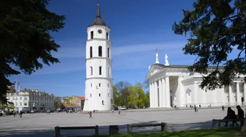 Vilnius cityscape, Cathedral Square, Cathedral Basilica and Belfry, Lithuania. 스톡 동영상 37726671