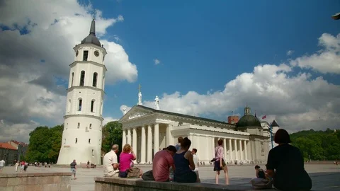 Vilnius St. Stanislav Cathedral Basilica and Belfry, summer, wide shot Vídeo Stock 80334853