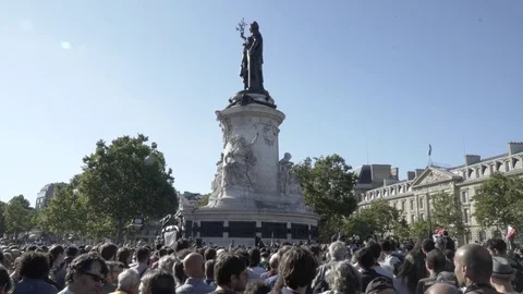 Vincent MOYA Stock Footage 77794796