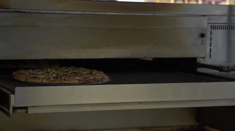 Vinnys Pizza 1 Stock Footage 39152724