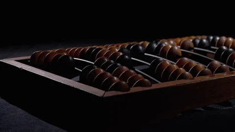 Vintage Antique Bone Abacus. Outdated Wooden Counter. Financial concept. 库存影片 126586616