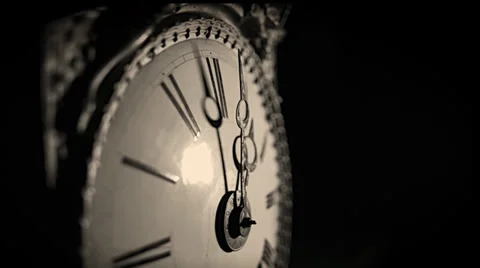 Vintage Clock Time Lapse showing Time Passing Vídeo Stock 32274071